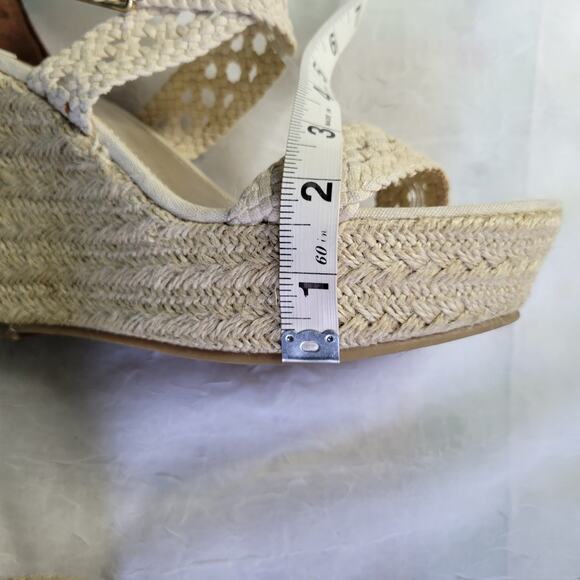 Brash Neutral Beige Ivory Crochet Straps Wedge Espadrille Sandals sz 9 - Picture 8 of 8